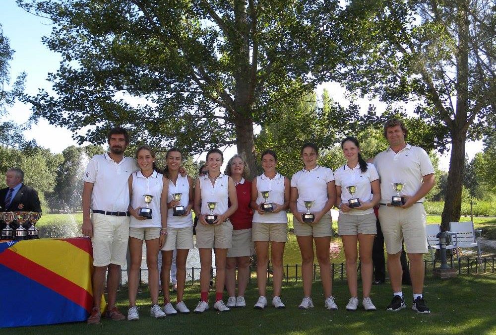 El equipo vasco subcampeón del Campeonato de España Interautonomico Absoluto Femenino