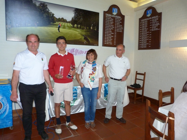 Tomas Beguiristain y Marta Lecanda Campeones Absolutos de Zuia