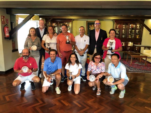 Discreta actuación de Santiago Eizaguirre y Amaya Chavarri en el Campeonato de España Dobles Senior Mixto