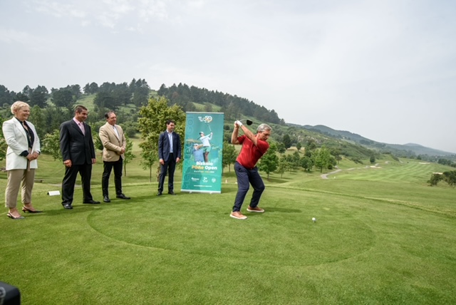 Presentación del Bizkaia PGAe Open en Meaztegi Golf