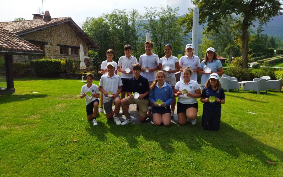 M.Fernandez, M.Dearden, P.Basterra (Chicos) y L.Iraola, M.D’onofrio, N.Goikoetxea, ganadores del I Puntuable Zonal Juvenil FVG