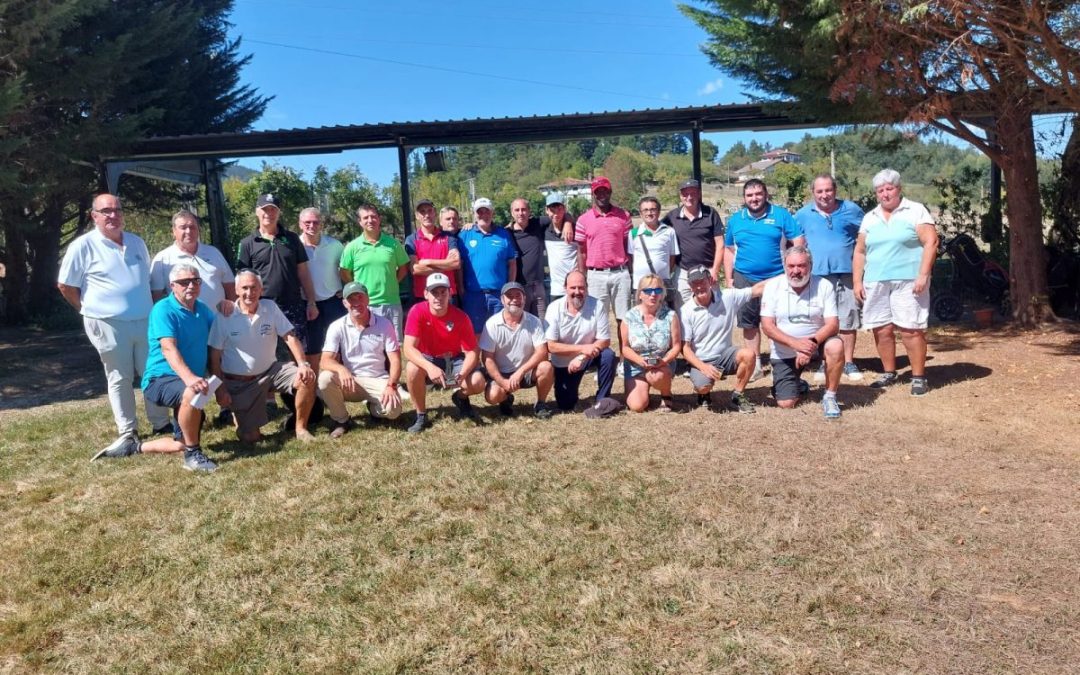 David Abadia y Ana Monserrat los mejores en el Campeonato de Gipuzkoa Pitch & Putt