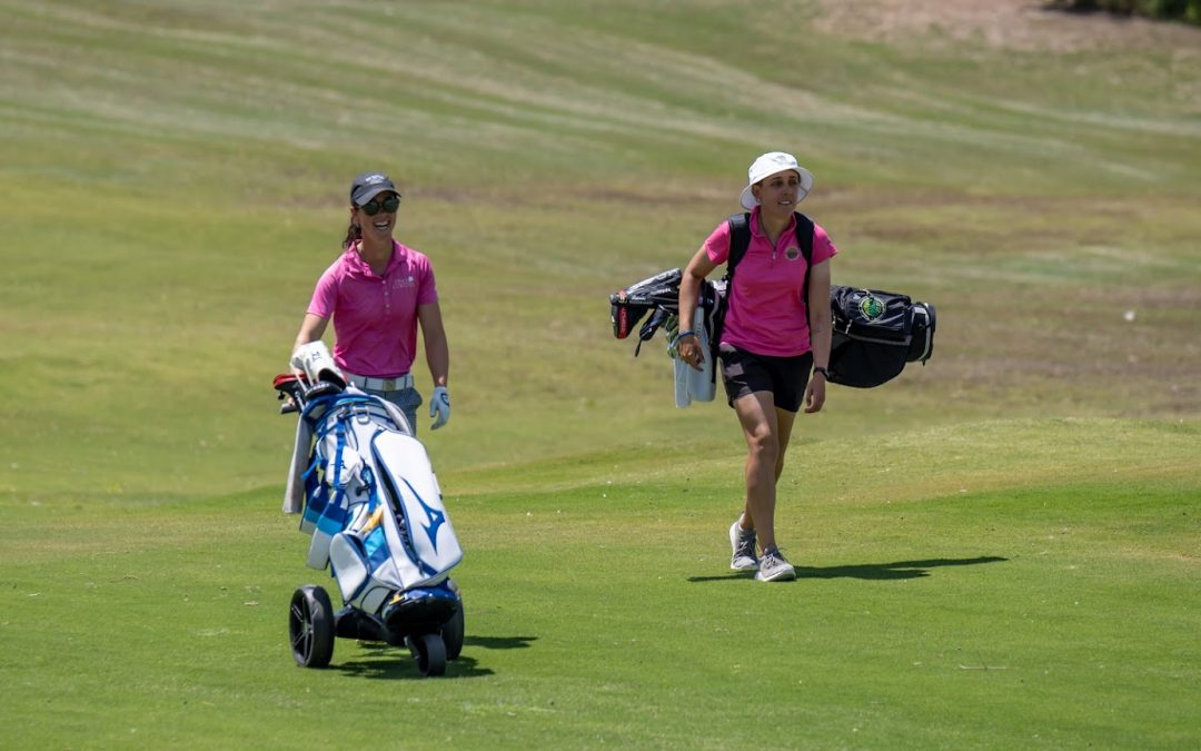 Nuria Iturrioz y Amaia Latorre, líderes incontestables en Sherry Golf Jerez