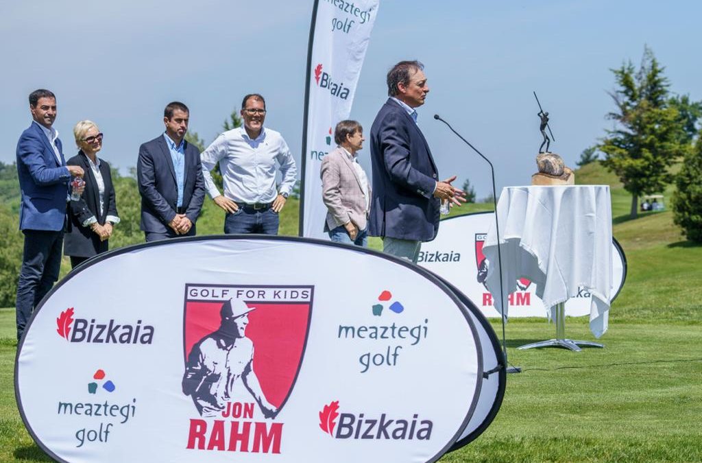 Adrián Otaegui también se suma al elenco de grandes jugadores del II  Bizkaia PGAe Open
