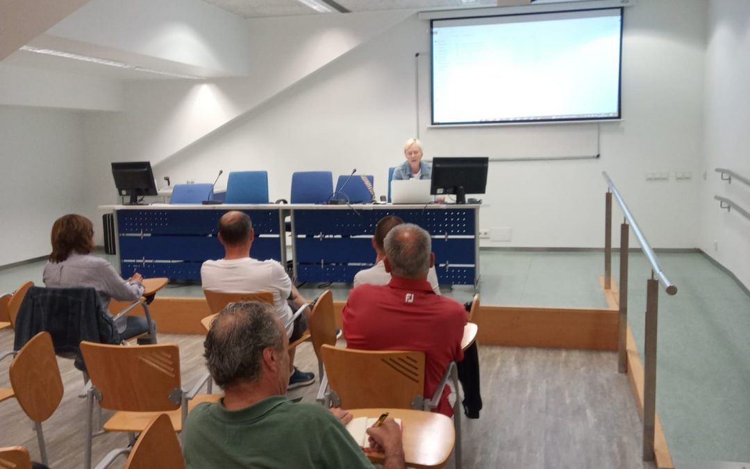 Reunión informativa en materia de Igualdad, y en materia de Prevención del AyA sexual en el Deporte