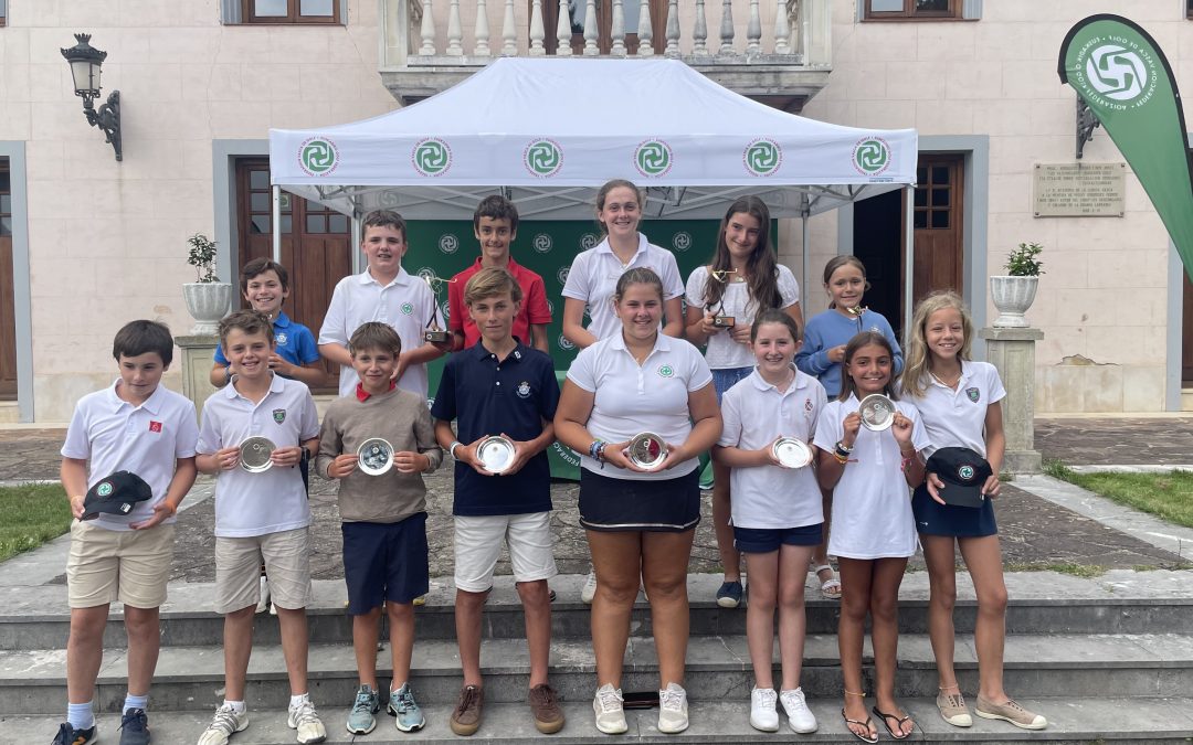 P.Basterra/M.D’Onofrio (Infantil), J.Ortiz/N.Artaza(Alevín) y M.Esnal/N.Gutierrez (Benjamin) Campeones del País Vasco Infantil, Alevín y Benjamín 2023