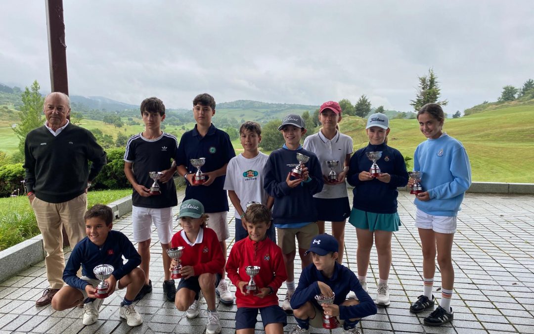 J.Ormazabal/L.Gonzalez (Infantil), A.Ruiz/M.Gonzalez (Alevín) y L.Bravo/M.Zulaika (Benjamín) Campeones de Meaztegi Infantil