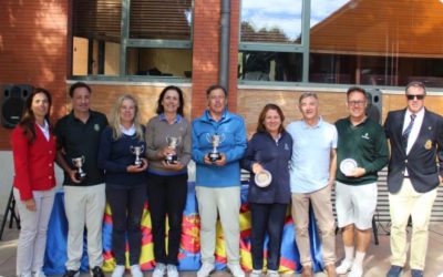 Buen papel de los jugadores vascos en el Campeonato de España Senior Dobles Mixto