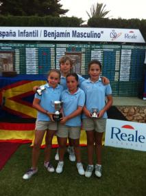 Campeonato de España Infantil 2012: Nieves Martín-Natalia Aseguinolaza y Borja Martín